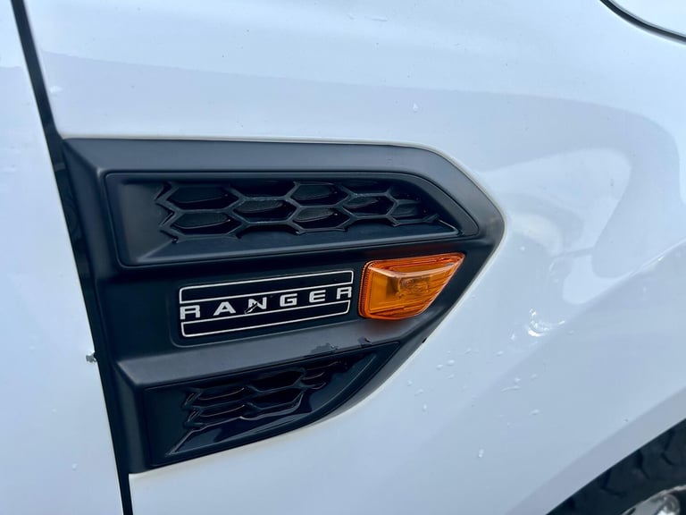FORD RANGER 2.0 Ranger XLT Double Cab 2.0L EcoBlue 170PS AWD 6 Speed Manual 2021