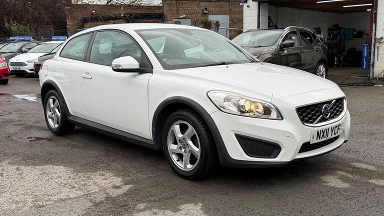 image for 2011 Volvo C30 2.0 ES 3dr HATCHBACK PETROL Manual