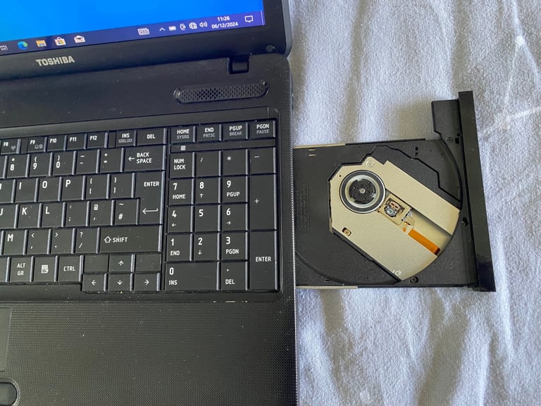 Laptop Toshiba 15,6 inch screen 