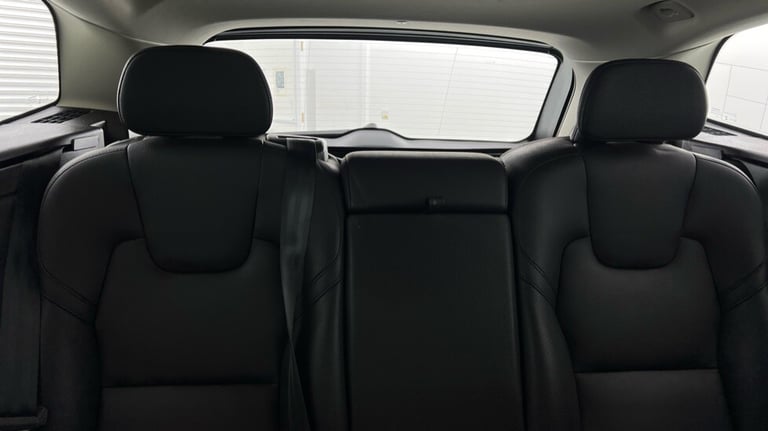 2023 Volvo XC60 2.0 T6 [350] RC PHEV Core Bright 5dr AWD Gtron ESTATE PETROL/ELECTRIC Automatic