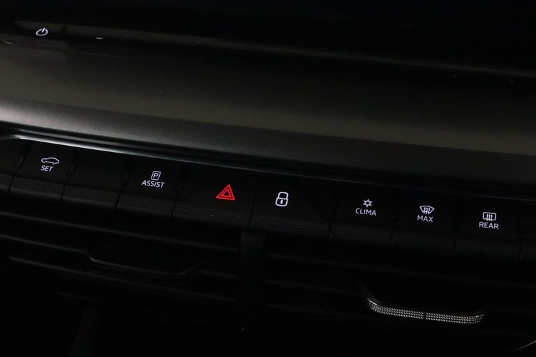 2020 Skoda Octavia 1.5 TSI ACT SE Technology Euro 6 (s/s) 5dr HATCHBACK Petrol Manual