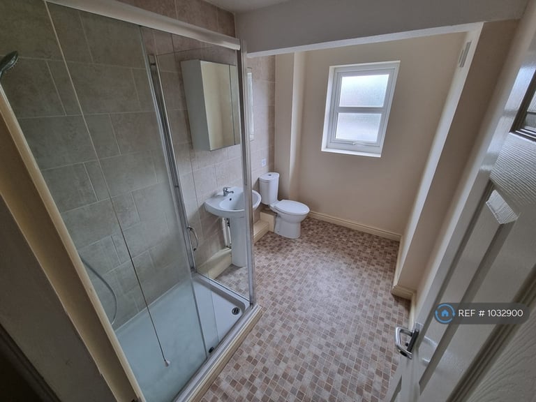 6 bedroom house in Bridgelea Road, Withington, M20 (6 bed) (#1032900)