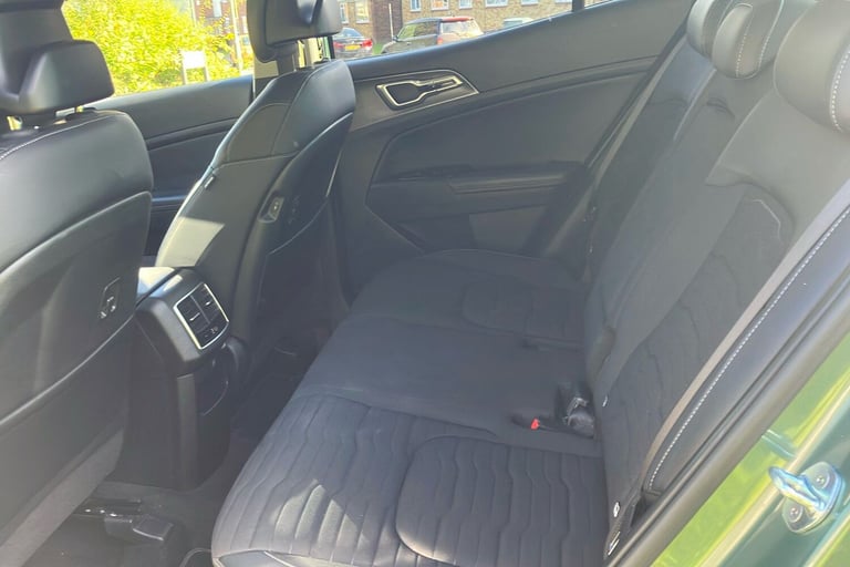  Kia Sportage 1.6 H T Gdi 4 Suv 5dr Petrol Hybrid Auto Euro 6 s/s 226 Bhp