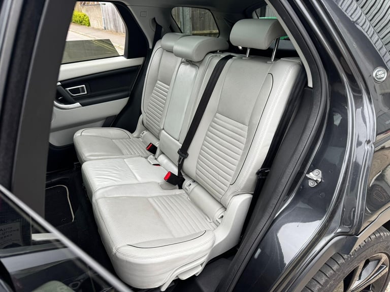 2017 Land Rover Discovery Sport 2.0 Si4 HSE Dynamic Lux Auto 4WD Euro 6 (s/s) 5dr ESTATE Petrol A...