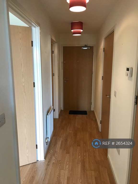 1 bedroom flat in The Crescent, Bristol, BS1 (1 bed) (#2654324)