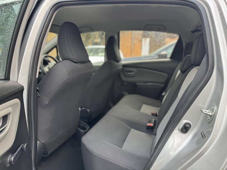 2018 Toyota Yaris 1.5 VVT-i Icon CVT Euro 6 5dr HATCHBACK Petrol Automatic