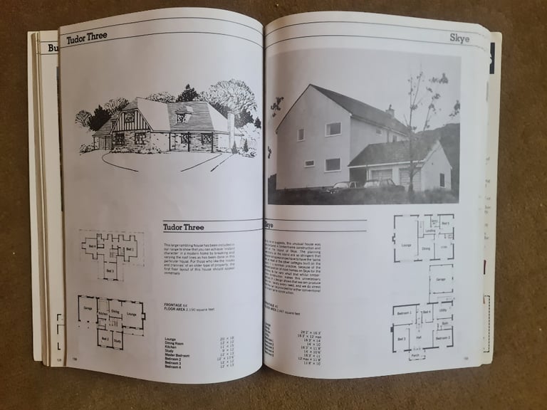 2 HOUSE PLAN BOOKS (H}