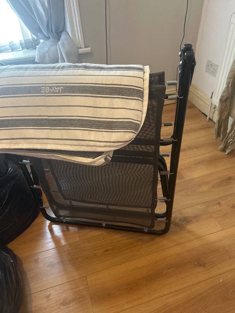 Jay bed 