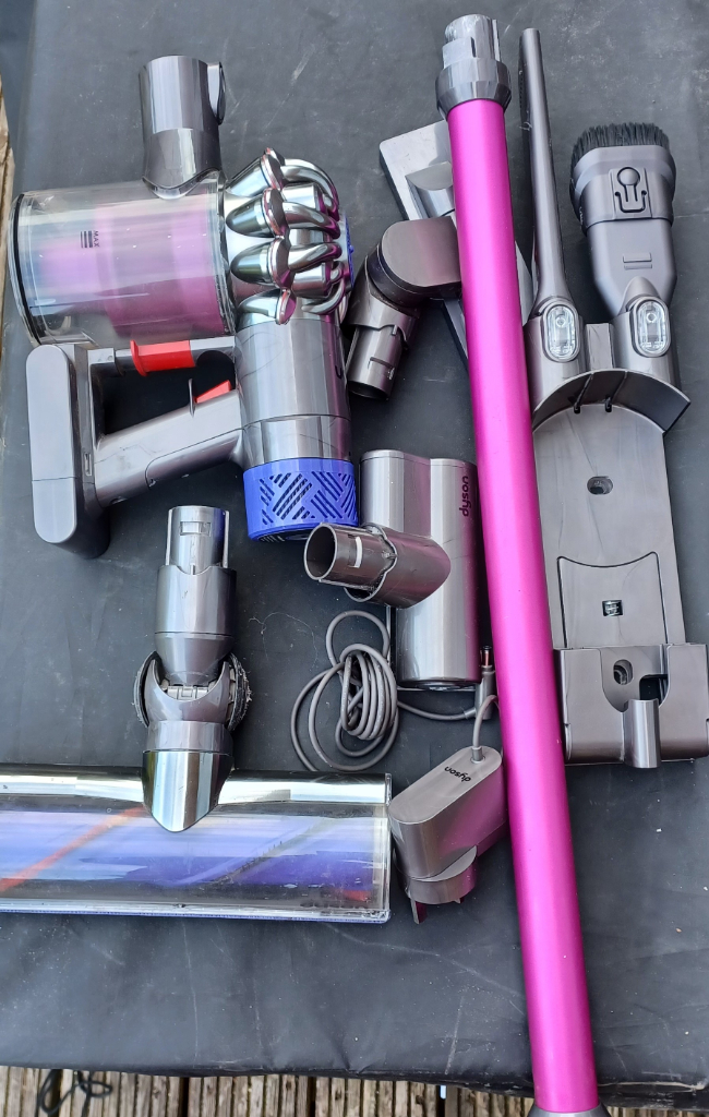 Dyson V6 Absolute Handheld Vacuum Cleaner