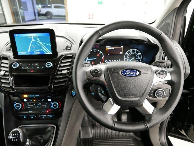 2024 TRANSIT CONNECT 1.5 EBL 100 BHP L1 250 SWB SPORT EDITION ( SAT NAV / NO VAT