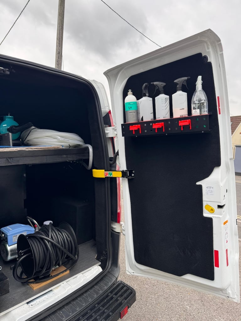 Mobile detailing Van Ford, TRANSIT CUSTOM, Panel Van, 2016, Manual, 1996 (cc)