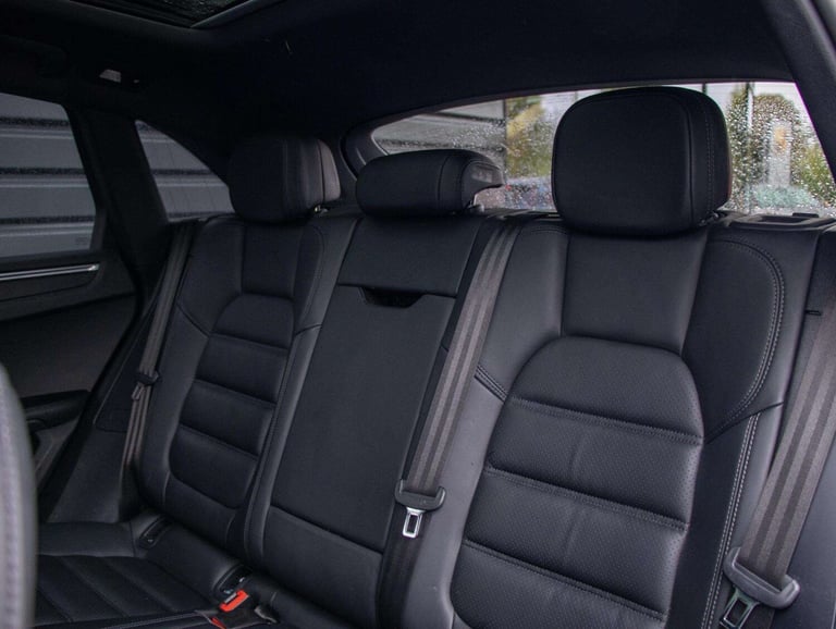 2022 Porsche Macan Estate 5dr PDK SUV Petrol Automatic