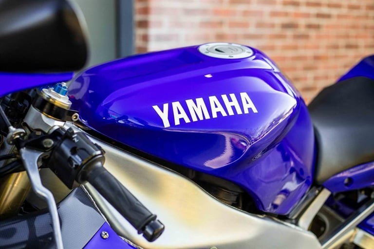 Yamaha YZF-R1 ORIGINAL ! LOW MILES ! COLLECTOR