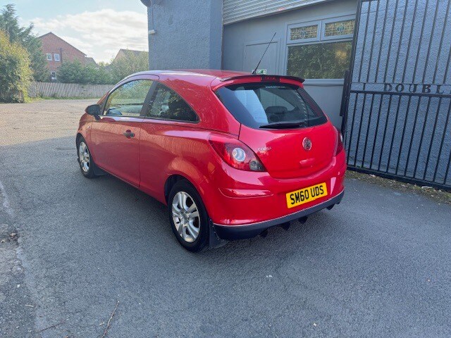 2011 Vauxhall Corsa 1.0i 12V ecoFLEX Energy 3dr HATCHBACK Petrol Manual - Image 5