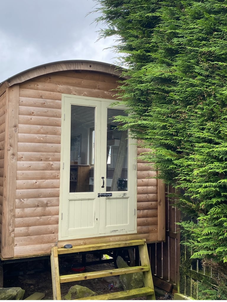 Shepherd’s Hut (incl. Delivery*)