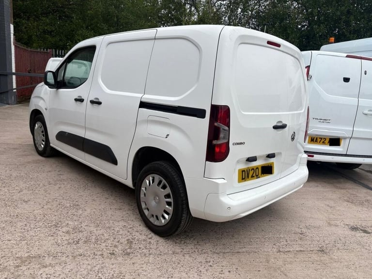 2020 Vauxhall Combo 1.6 Turbo D 2300 Sportive Panel Van 4dr Diesel Manual L1 H1 Euro 6 (s/s) (1 P...