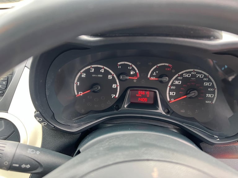 2014 Ford Ka 1.2 Studio 3dr [Start Stop] HATCHBACK PETROL Manual