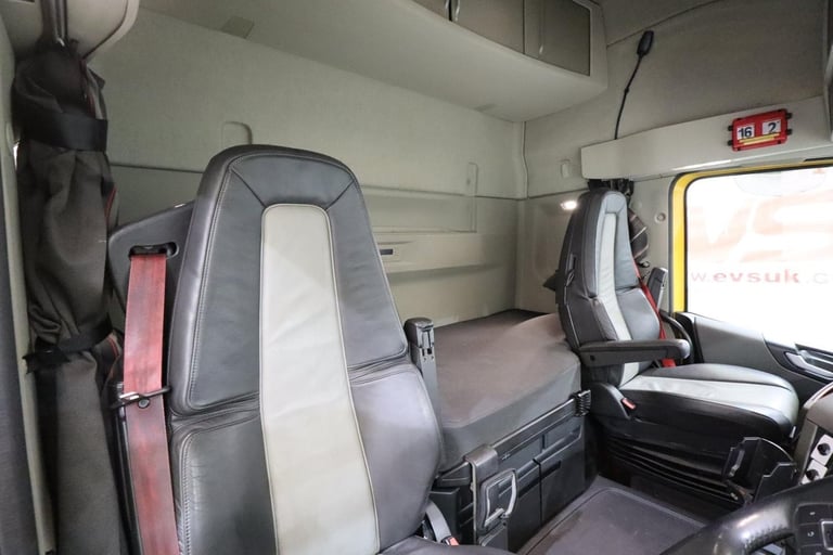 2019 (19 PLATE) Volvo FH460 6x2 Euro 6 Tractor Units