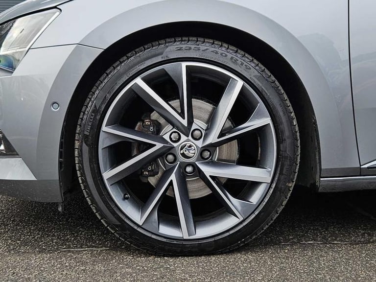 2020 Skoda Superb 2.0 TDI CR Sport Line Plus 5dr Manual Hatchback Diesel Manual
