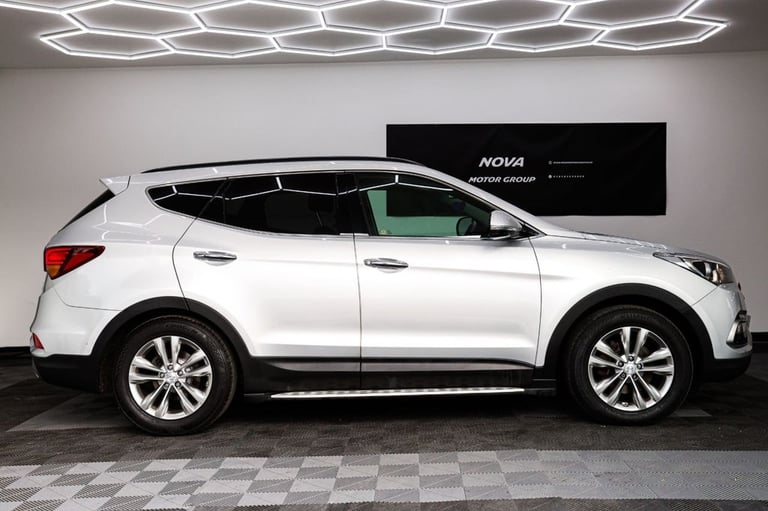 2016 Hyundai Santa Fe 2.2 CRDi Blue Drive Premium 5dr Auto [7 Seats] ESTATE DIESEL Automatic