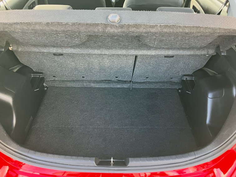 TOYOTA YARIS 1.5 VVT-h Icon Automatic 2015