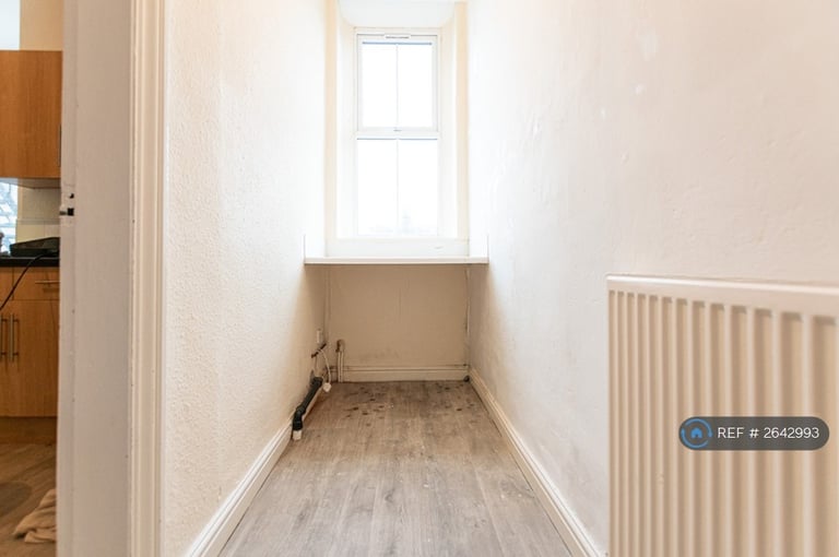 2 bedroom flat in Bath Road, Buxton, SK17 (2 bed) (#2642993)