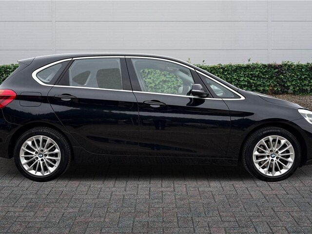 2018 BMW 2 Series 220d xDrive Luxury 5dr Step Auto Hatchback Diesel Automatic