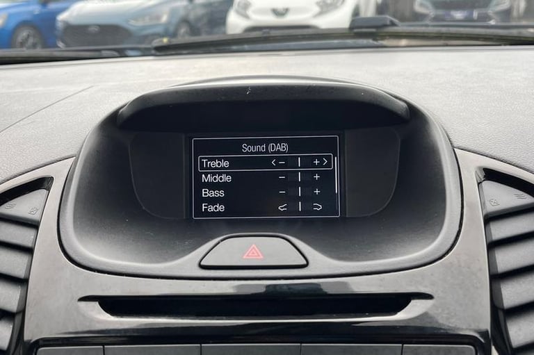 2017 Ford Ka+ 1.2 Zetec 5dr - 12 MONTHS MOT, 2 KEYS, LOW INSURANCE GROUP, REAR PARKING SE Hatchba...