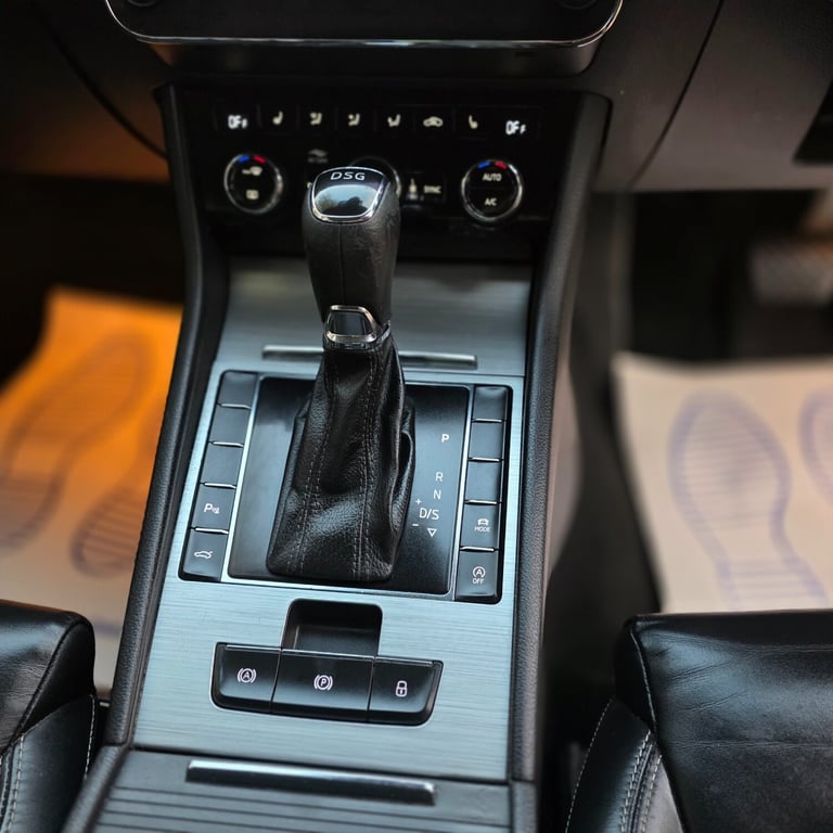 2019 Skoda Superb 1.6 TDI CR SE Technology 5dr DSG ESTATE Diesel Automatic