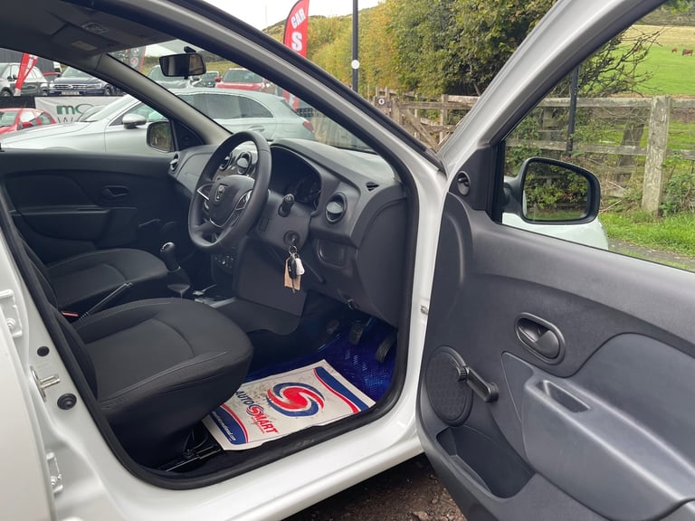 2018 Dacia Sandero 1.0 SCe Access 5dr HATCHBACK Petrol Manual