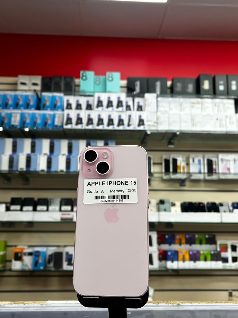 iPhone 15 128GB Unlocked Immaculate Condition Any Color PICK UP ONLY