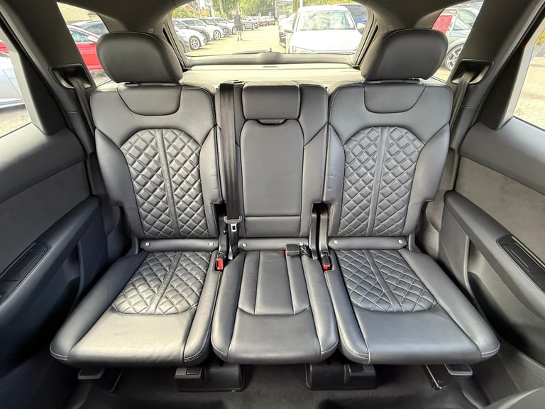 2020 Audi SQ7 4.0 TDI V8 SUV 5dr Diesel Tiptronic quattro Euro 6 (s/s) (435 ps) ESTATE Diesel Aut...