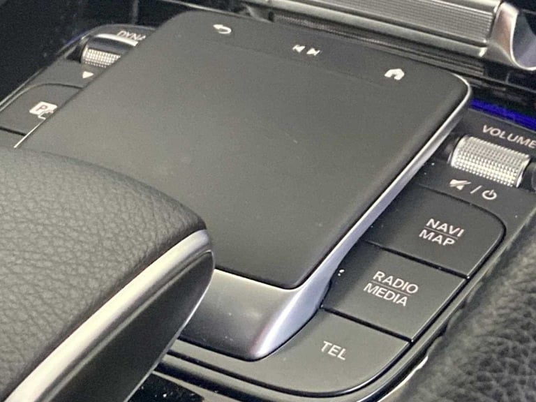 2024 Mercedes-Benz GLE 400e 4Matic Urban Edition 5dr 9G-Tronic SUV Plug-In Hy Automatic