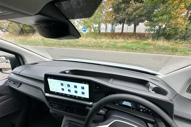 2025 Volkswagen Transporter 2.0 TDI 150 Commerce Plus Van Van Diesel Manual