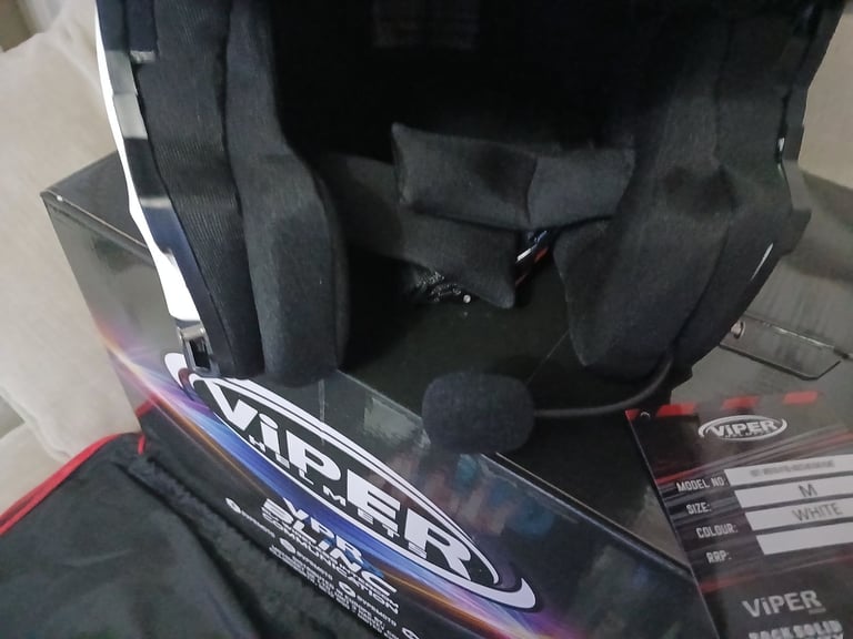 New in box white Viper Blinc helmet Medium size 