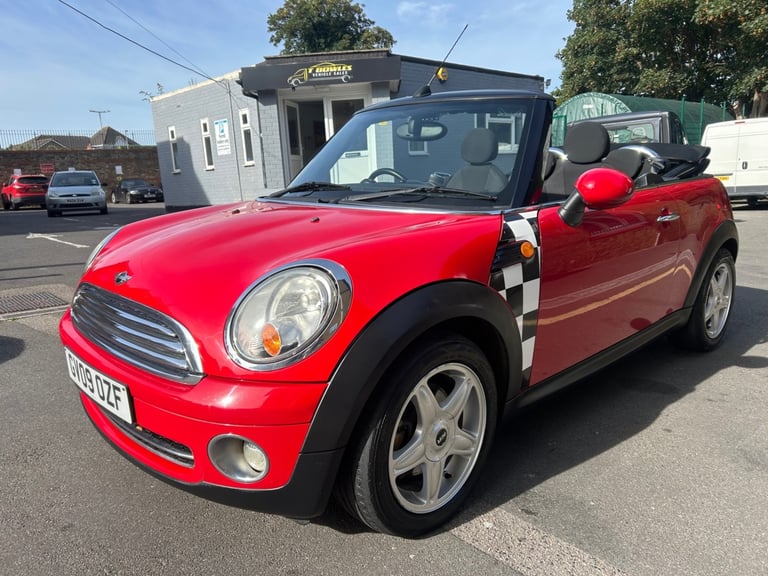 image for 2009 MINI Convertible 1.6 Cooper 2dr CONVERTIBLE Petrol Manual