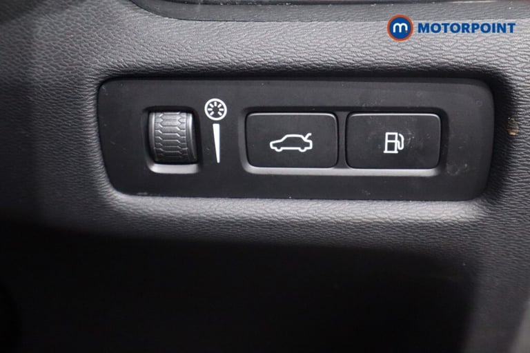 2021 Volvo V60 2.0 T6 Recharge PHEV Inscription 5dr AWD Auto ESTATE PETROL/ELECTRIC Automatic