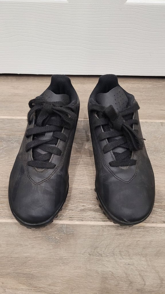 Adidas junior size 3 football boots