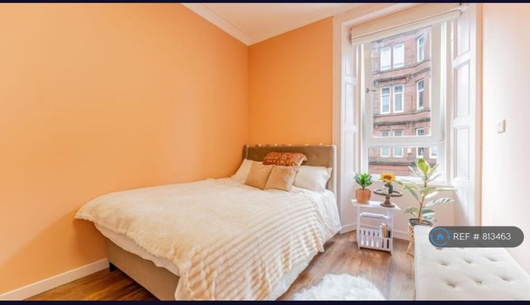1 bedroom flat in Laurel Place, Glasgow, G11 (1 bed) (#813463)