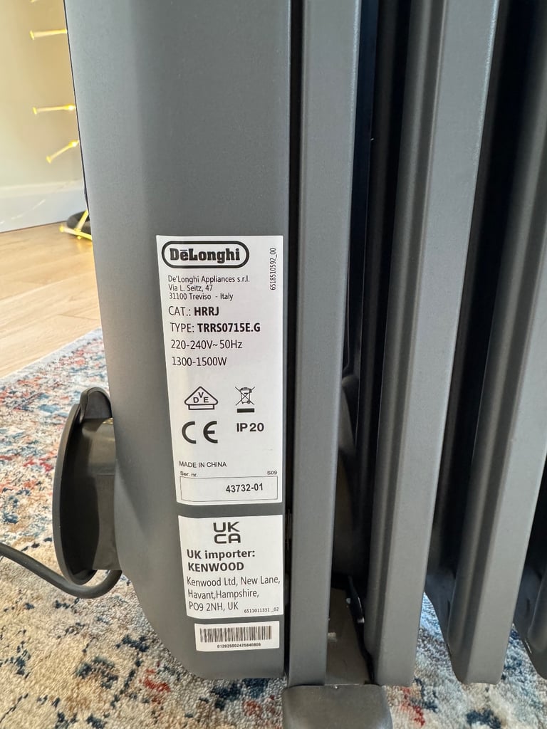 De'Longhi Radia S Oil Filled 1.5kW Grey Radiator TRRS0715E.G Grey