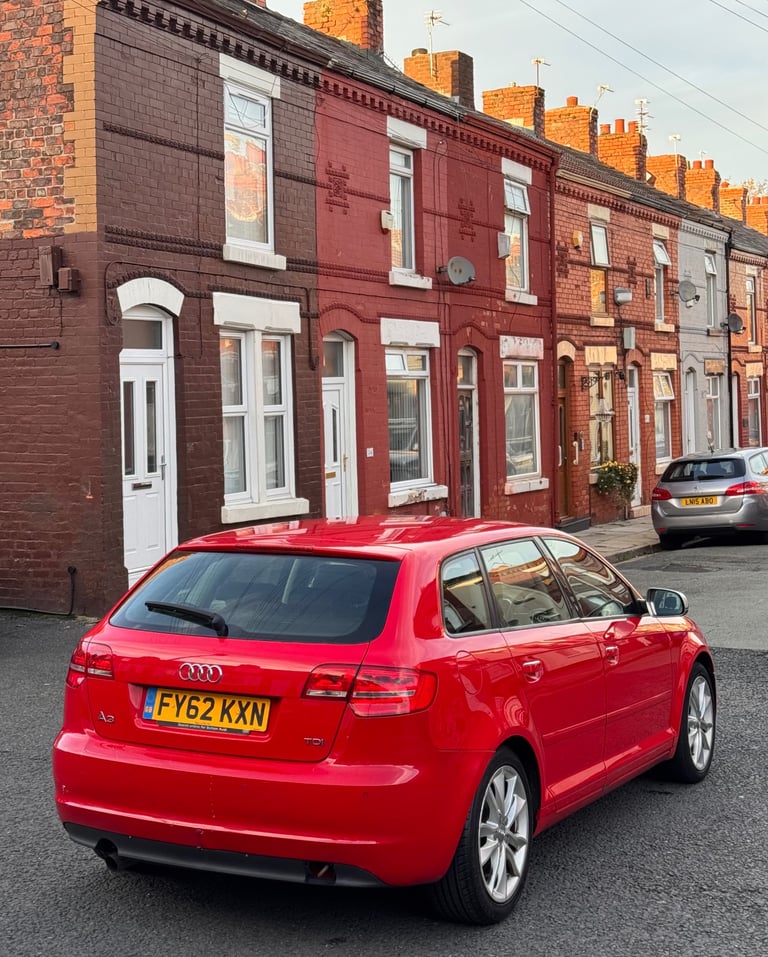 Audi, A3, Hatchback, 2012, Manual, 1598 (cc), 5 doors