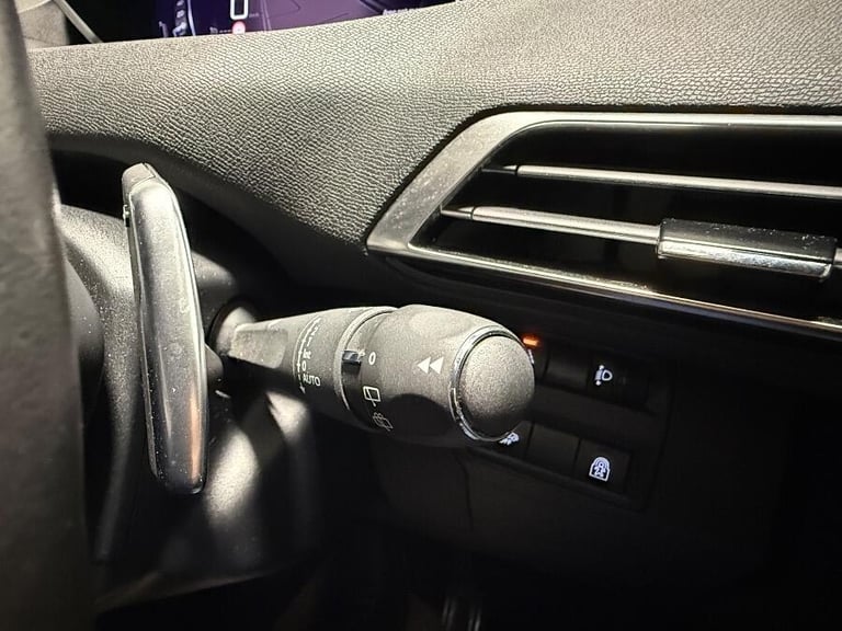 2023 Peugeot 5008 1.5 Bluehdi Allure Suv 5dr Diesel Eat Euro 6 (s/s) (130 Ps) HATCHBACK Diesel Au...