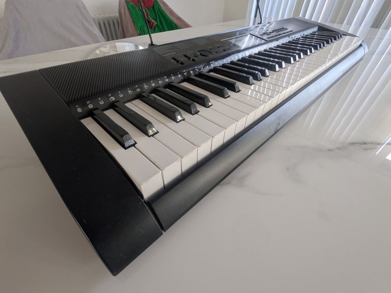 Casio CTK-1200 Electronic Keyboard.