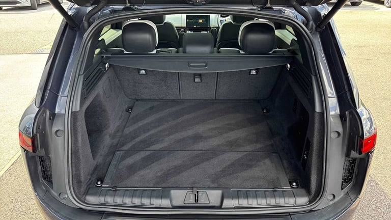  Land Rover Range Rover Sport 3.0 P440e Dynamic SE 5dr Auto SUV Plug-In Hy Automatic