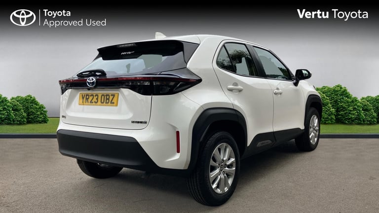 2023 Toyota Yaris Cross 1.5 Hybrid Icon 5dr CVT Hybrid Estate Estate Hybrid Automatic