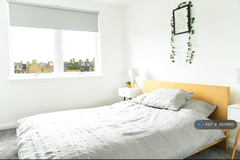 2 bedroom flat in Fettes Row, Edinburgh, EH3 (2 bed) (#2609810)