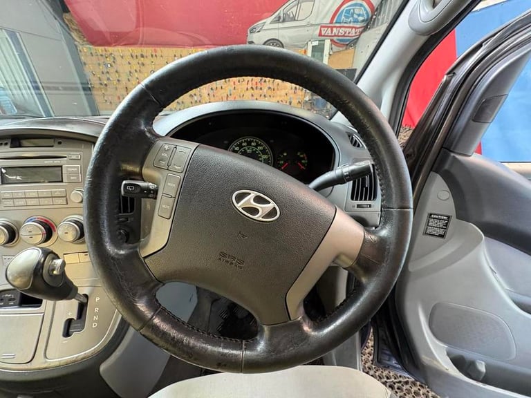 2012 Hyundai i800 2.5 CRDi Style 5dr Auto MPV DIESEL Automatic