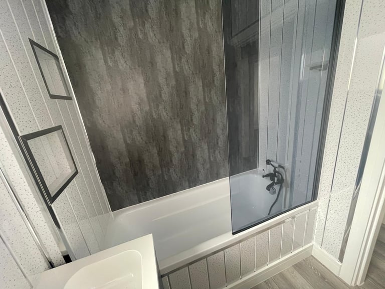 NEW Twin Cabin Lodge Mobile Home Evolution Harley 40ft x 20ft, 3 Bedroom REDUCED