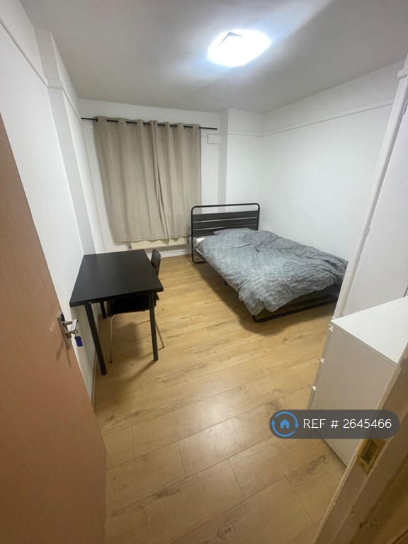 1 bedroom in Shere House, London, SE1 (#2645466)