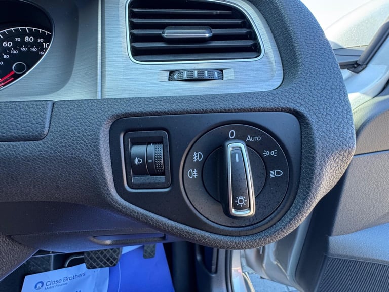 2015 Volkswagen Golf 1.6 TDI BlueMotion Tech Match DSG Euro 5 (s/s) 5dr HATCHBACK Diesel Automatic